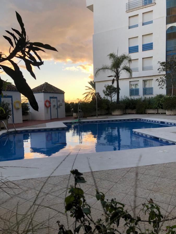 Marina Apartment Beach Estepona Dış mekan fotoğraf
